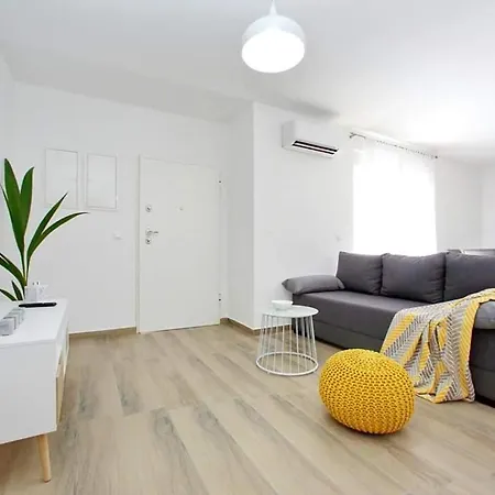 Petras Apartment *